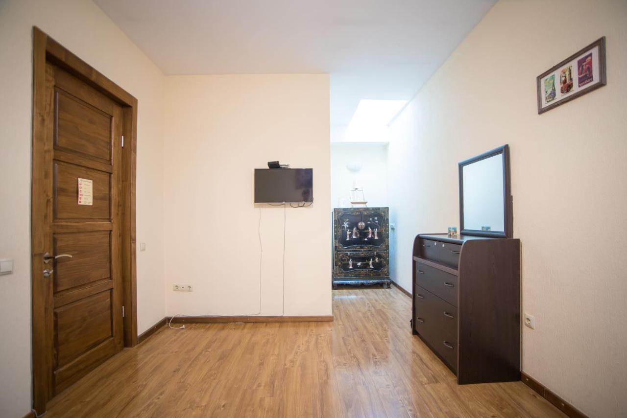 Terrace House Tbilisi Hotel Exterior photo
